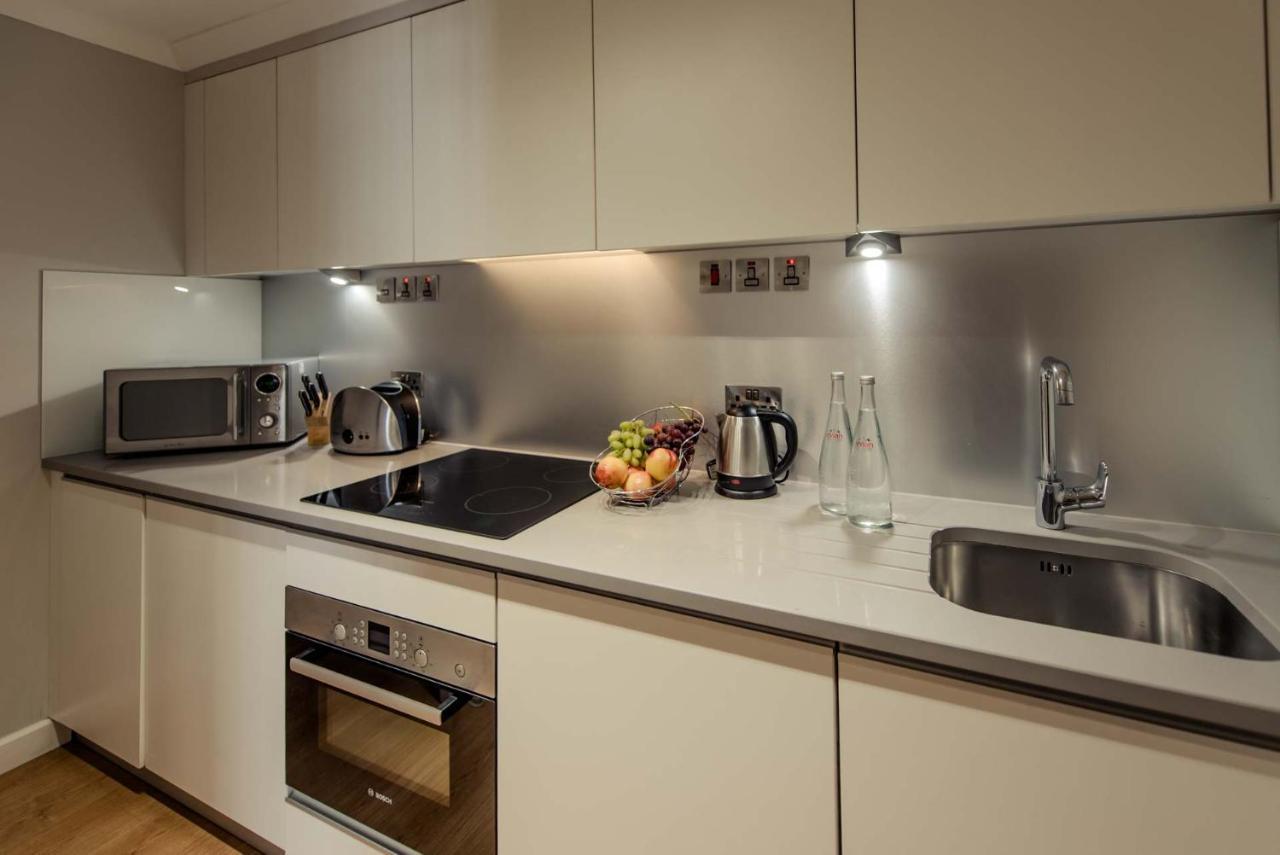 Premier Suites Ρίντινγκ Εξωτερικό φωτογραφία